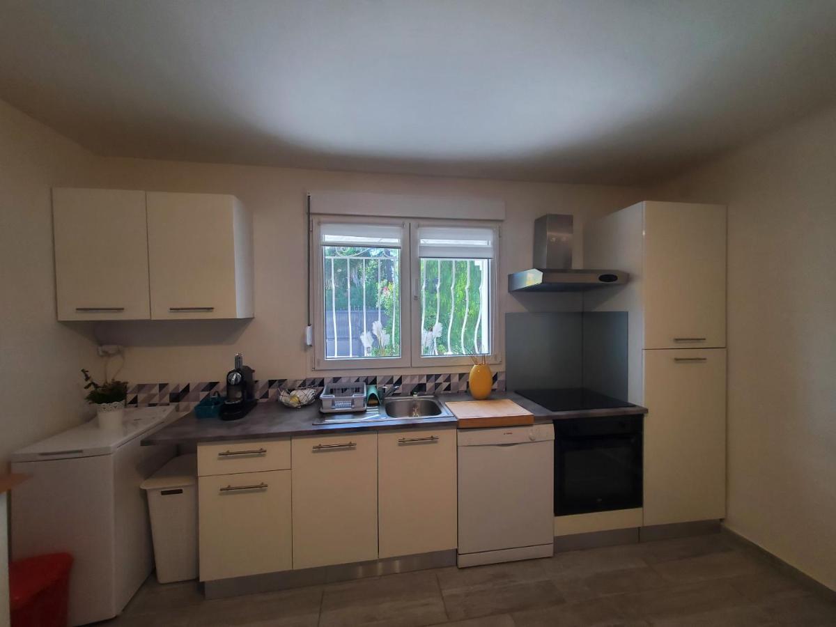 Port T2 58m2 Climatise Avec Terrasse, Parki Frejus
